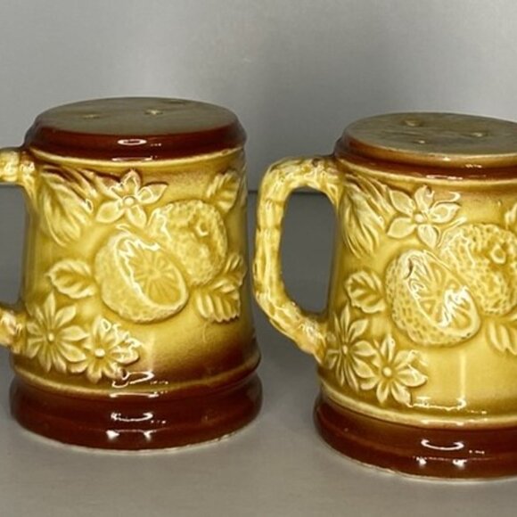 Vintage Jamaica Souvenir Salt & Pepper Shaker Mug Style - Picture 4 of 7